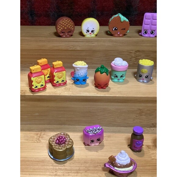 Shopkins Season Six 6 Lot Of 20 Figures Actual Pieces In Photos Moose Toys - Picture 7 of 9